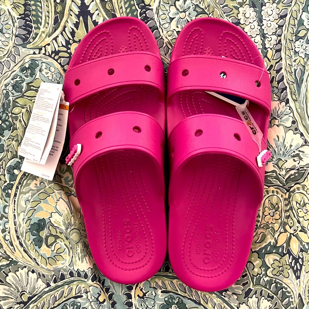 NWT Classic Crocs Sandals